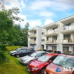365pam - Dominikanska Szostka - Z Parkingiem W Cenie, Kryty Basen W Obiekcie Sianozety