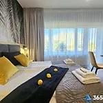 365pam - Dominikanska Szostka - Z Parkingiem W Cenie, Kryty Basen W Obiekcie Apartman Sianozety