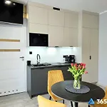 Apartmán 365pam - Dominikanska Szostka - Z Parkingiem W Cenie, Kryty Basen W Obiekcie Sianożęty
