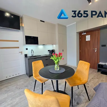 365pam - Dominikanska Szostka - Z Parkingiem W Cenie, Kryty Basen W Obiekcie Lejlighed