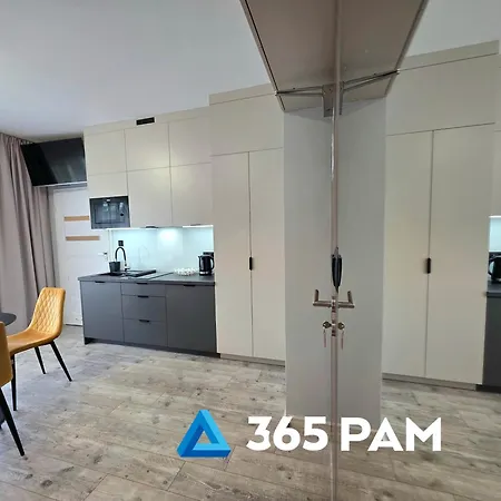 365pam - Dominikanska Szostka - Z Parkingiem W Cenie, Kryty Basen W Obiekcie *